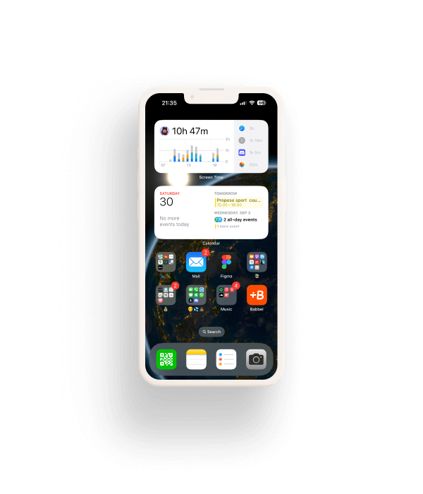 A smartphone screen showing an iPhone home screen with apps including Safari, Photos, Clock, Productivity, Lifestyle, myNoise, Docs, Strong, Threads, Instagram, and TaroDict. The background wallpaper is a view of Earth from space at night, with city lights visible. The time displayed is 19:46, and the status bar shows Wi-Fi, battery, and signal icons.